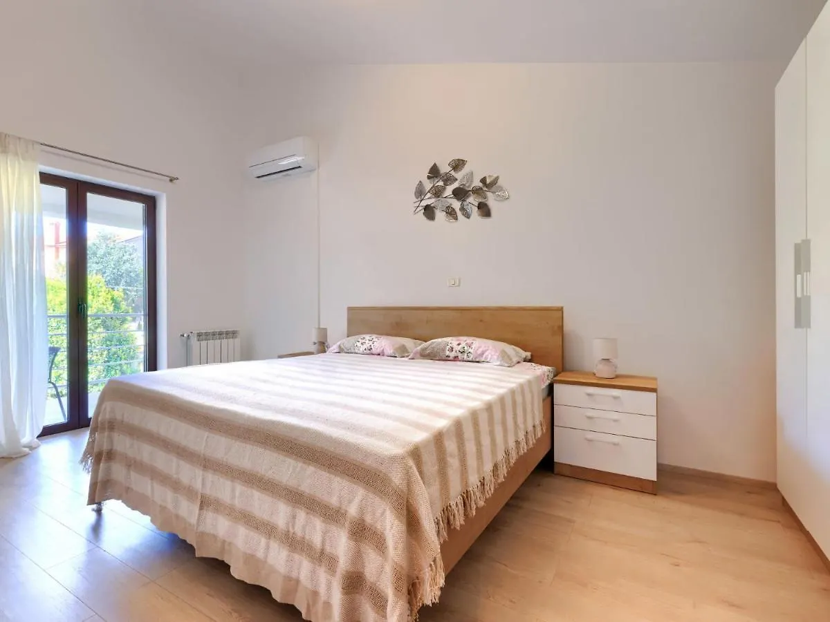 Holiday Home Danijela By Interhome Liznjan