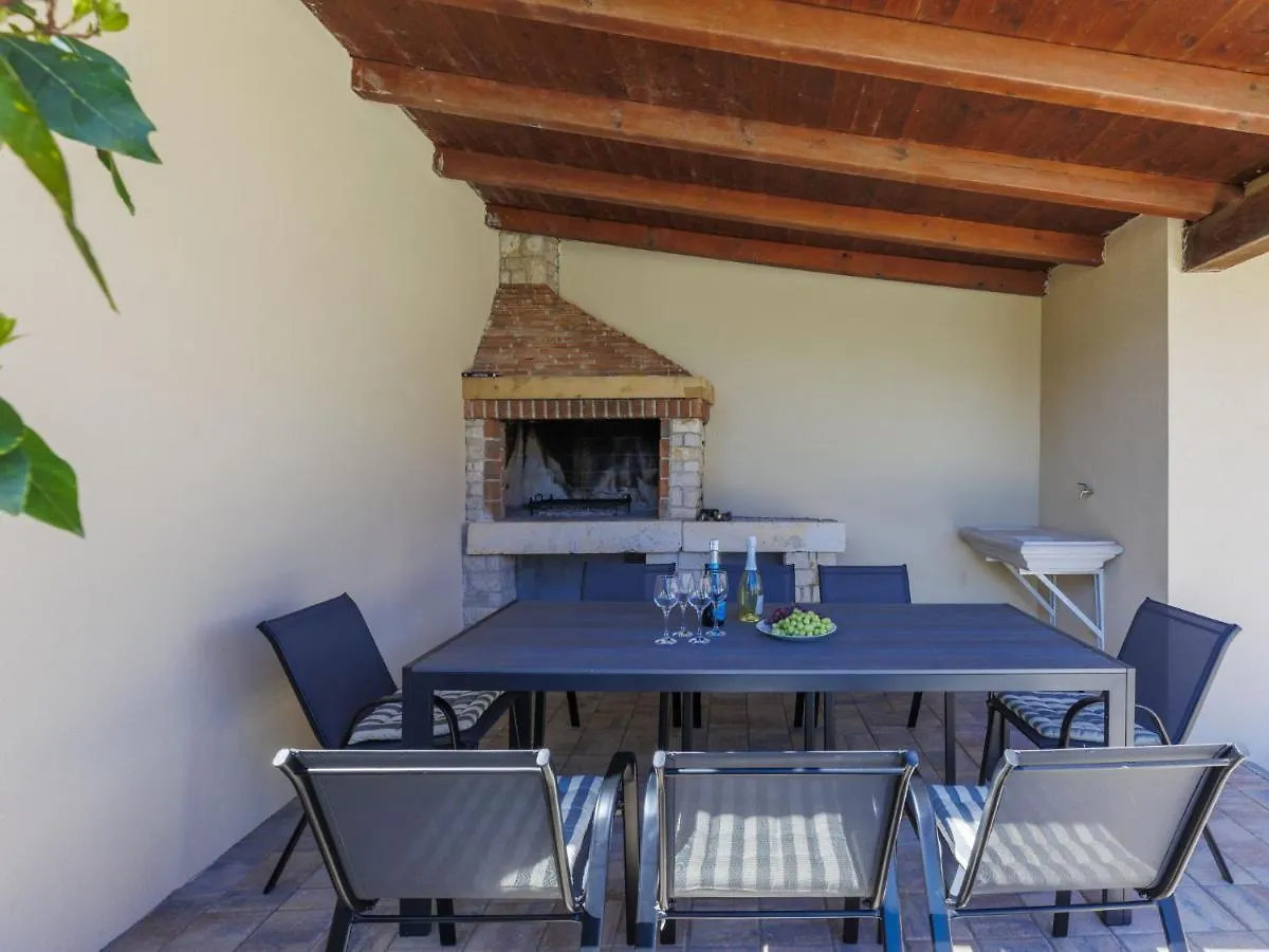 Holiday Home Danijela By Interhome Liznjan