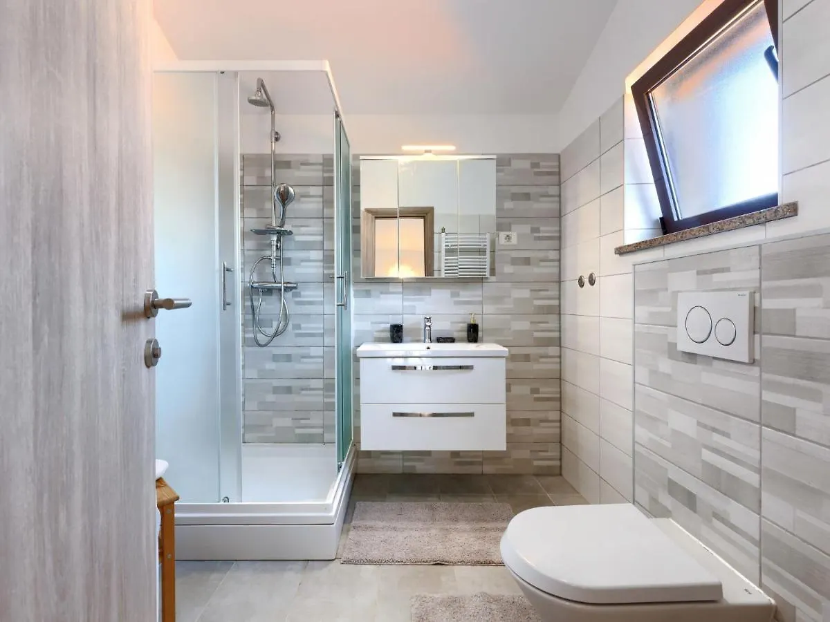 Holiday Home Danijela By Interhome Liznjan